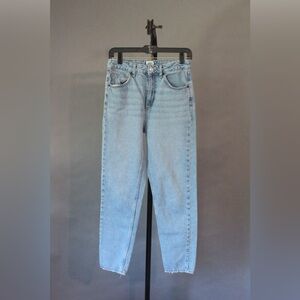 BDG Mid Vintage Mom Jean